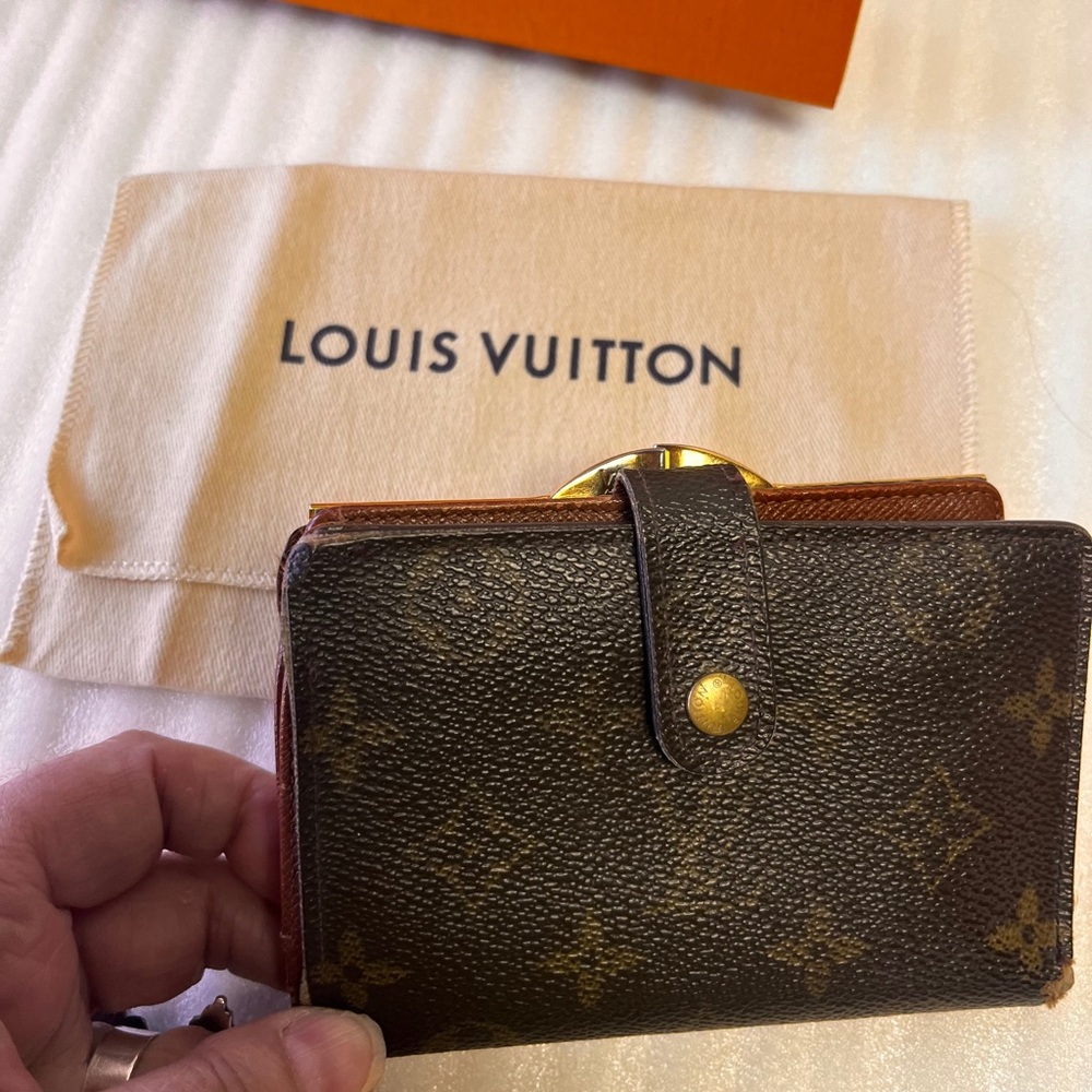 LV Wallet Kisslock Wallet Dust bag MI1011 Louis Vuitton Kisslock Wallet Monogram